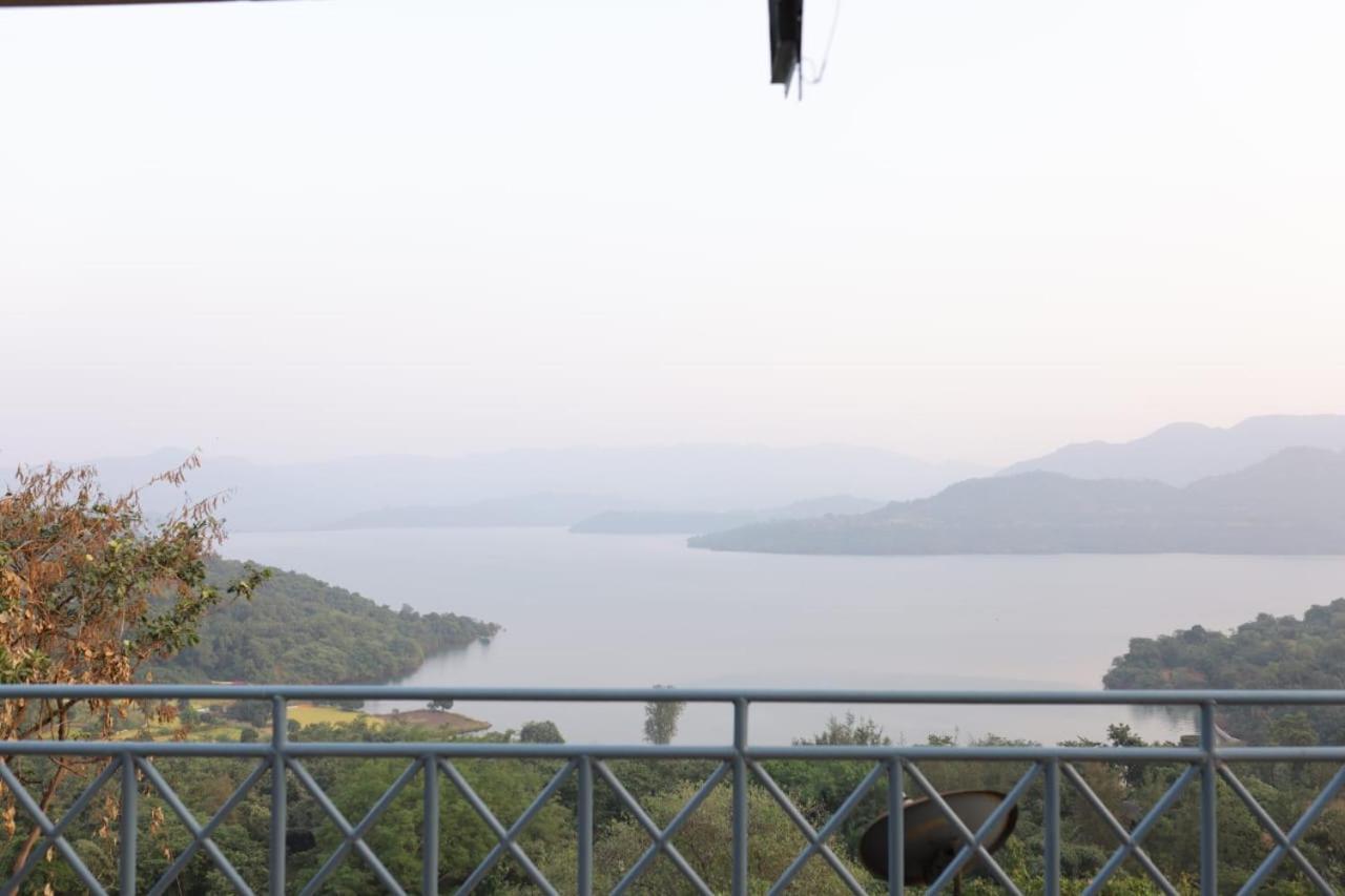 Nisarg Farm Mulshi Bed & Breakfast Bagian luar foto